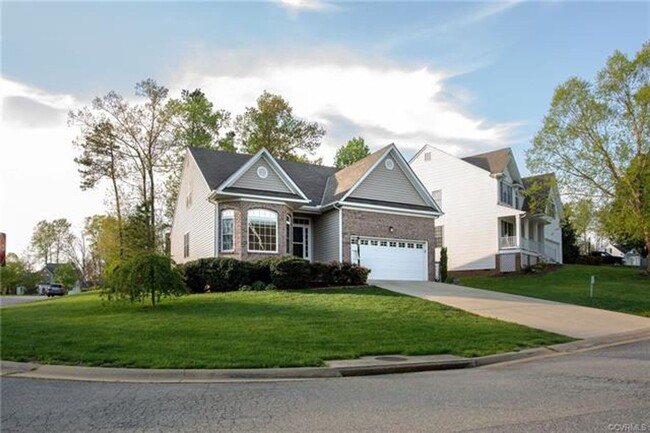 Photo - Beautifully maintained home in Birkdale with hardwood floors throughout 1st floor.