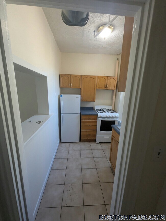 Photo - 364 Riverway Unidad 22