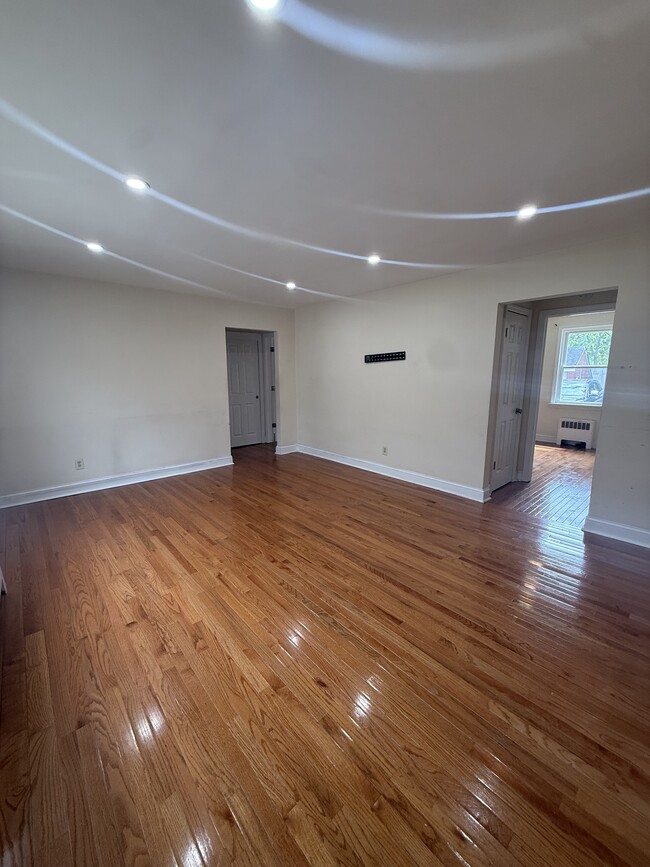 Photo - 935 Broad St Unit 13A
