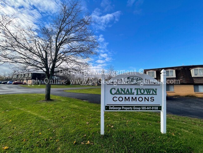 Canal Town Commons