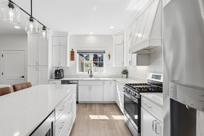 23 Frontrunner Way