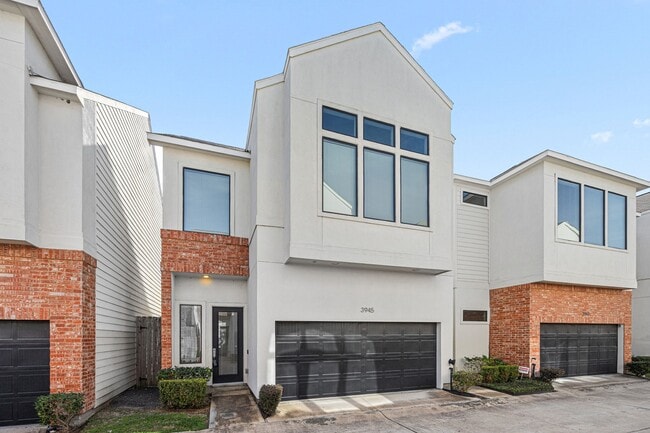 Building Photo - 3945 Tulane St