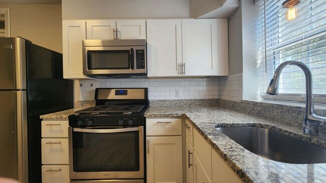 Photo - 7754 Kingsbury Blvd Unit 1