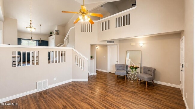 Photo - 836 Sunset Park Dr