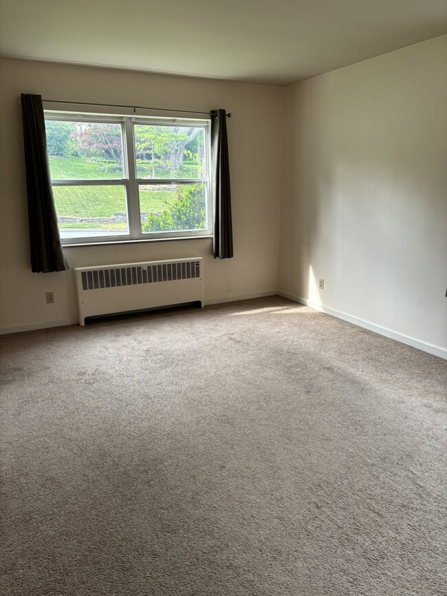 Photo - 1119 Amsterdam Rd Apartments Unit Park hills 1 bedroom