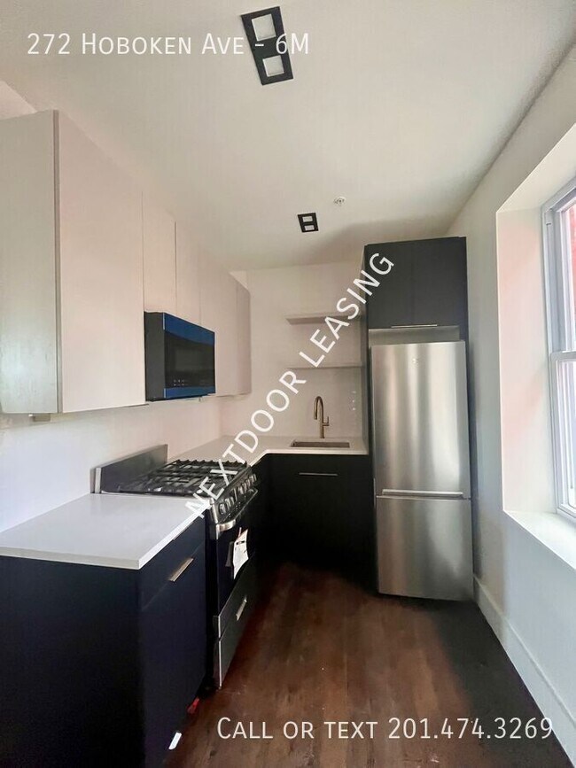 Building Photo - 272 Hoboken Ave Unit 6M