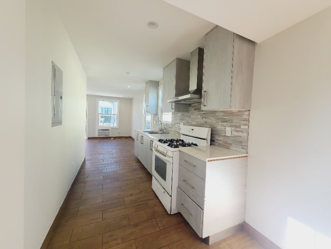 Photo - 1413 E 53rd St Unidad 14