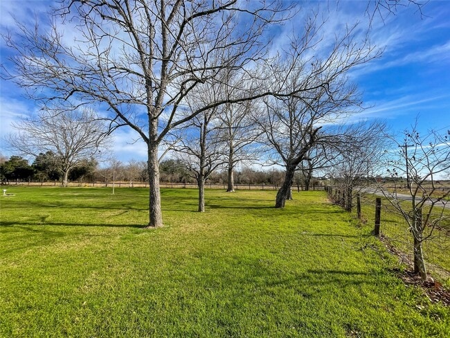 Photo - 401 Anderson Rd