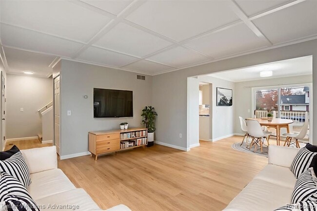 Photo - 33533 Rhonswood St