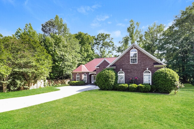 Photo - 905 Vandiver Ct