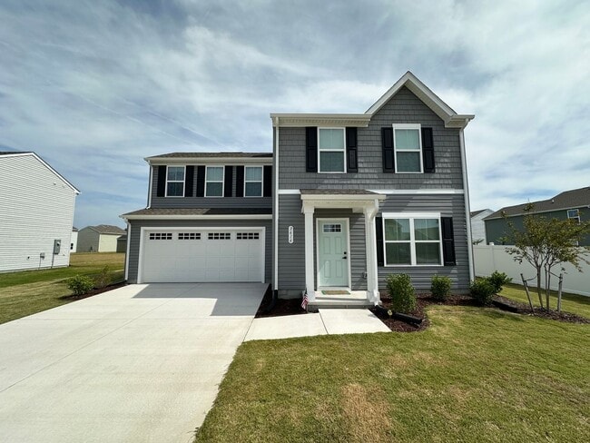 Building Photo - Welcome Home - Modern Updates, Spacious Living & Lasting Charm