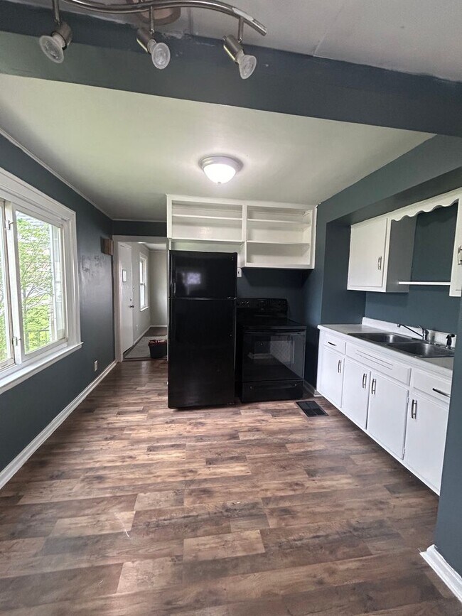 Photo - 1305 Spring St