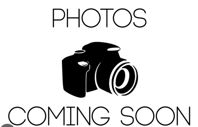 Building Photo - Freshly Renovated 5 Bedroom, 2 Bath Home Available Now!