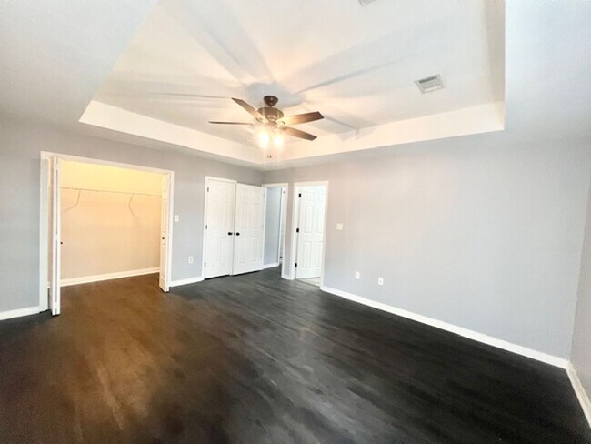 Photo - 3200 Skynight Dr