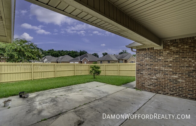 Photo - 114 Lennox Pl