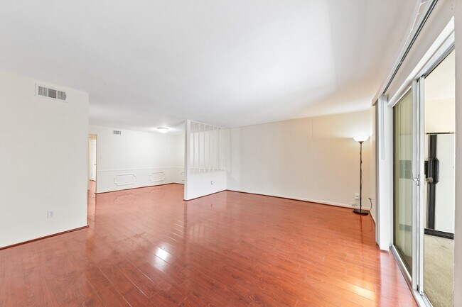 Photo - 12633 Memorial Dr Unit 170