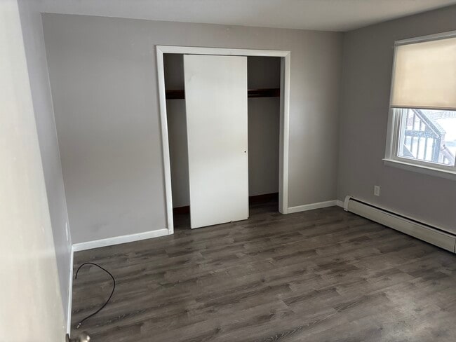 Bedroom - 2 Green St