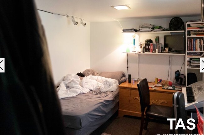 Photo - 2618 N Marshfield Ave Unit 3R