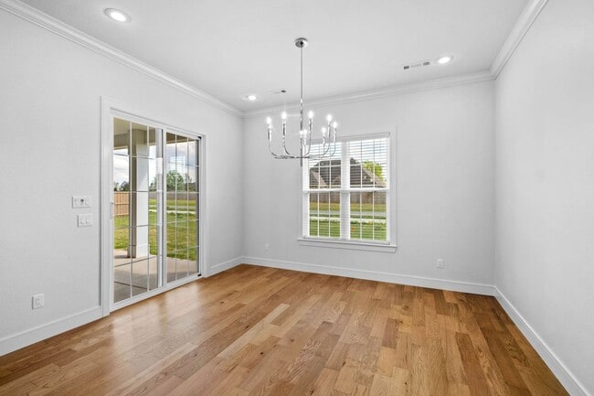 Photo - 6485 Courtland Ave