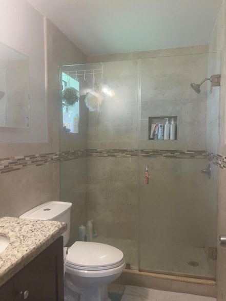 Photo - 1322 Pines Ln