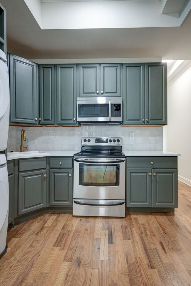Photo - 1723 Master St Unit C