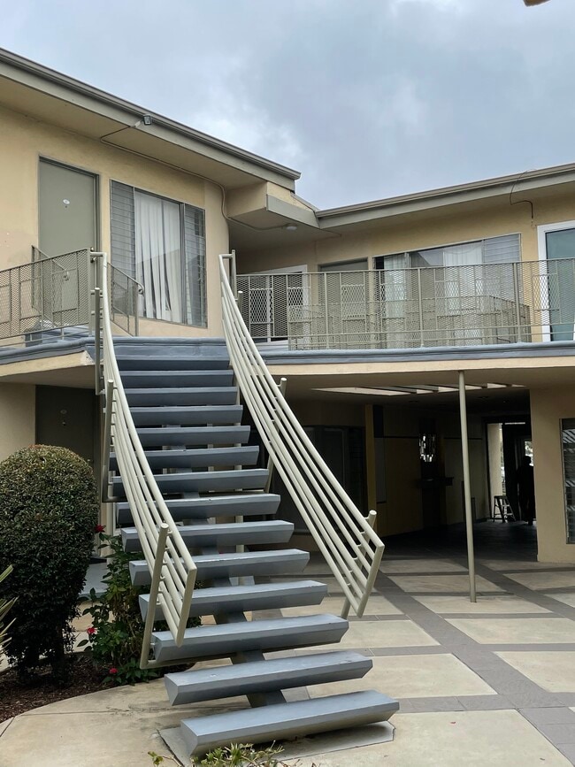 Photo - LUXURY LIVING AT AN AFFORDABLE PRICE