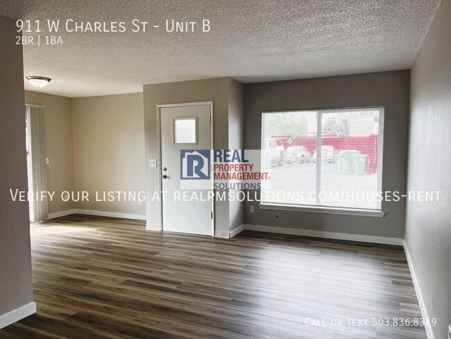 Photo - 911 Charles St Unit B