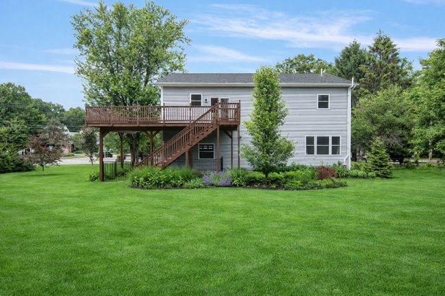 Photo - 409 Holy Cross Rd