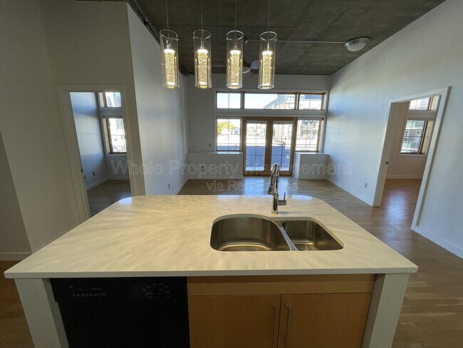 Photo - 1925 W 32nd Ave Unit 205
