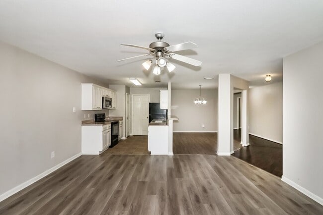 Photo - 6919 Garnet Trail Ln