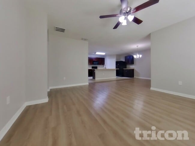 Photo - 2449 Valhalla Dr