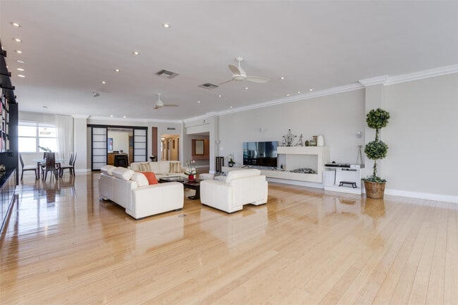 Photo - 3430 Galt Ocean Dr Unidad PH1