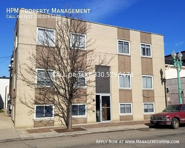 Building Photo - 417 McKinley-204 Unit 204