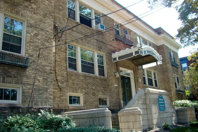 Hollendon Apartments - Hollendon Apartments