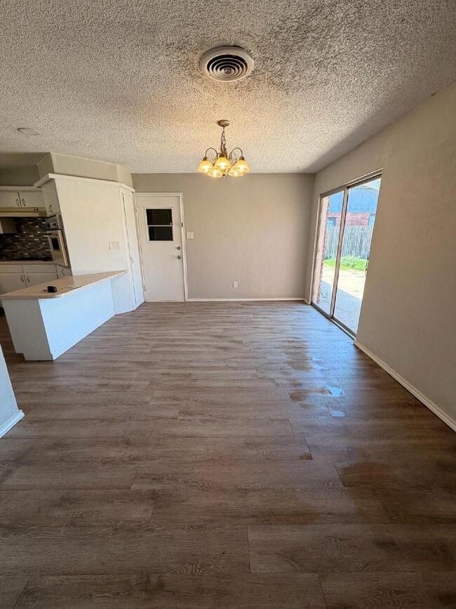 Photo - "Charming 3-Bedroom Home with 2 Full Baths in Lubbock – Your Perfect 1,380 Sq. Ft. Retreat!"