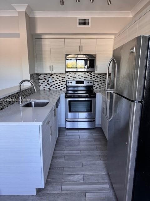 Building Photo - 222 Sidonia Ave Unit 10 Rental