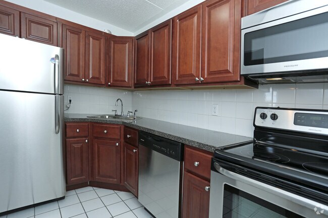 One Bedroom - Kitchen - Namotur Apartment Homes