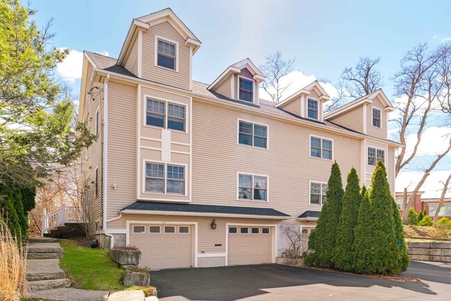 Photo - 117 Florence St Townhome