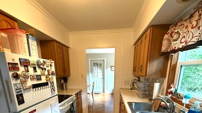 Photo - 707 W Iowa St