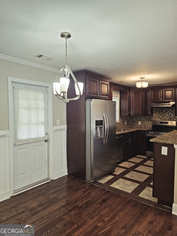 Photo - 2931 Cloverleaf Dr SE