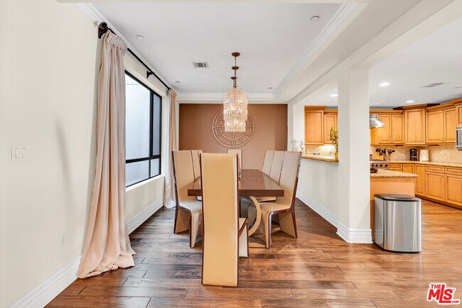 1530 Camden Ave Unit 304