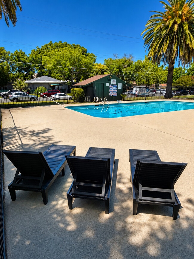 Riverside Apartments