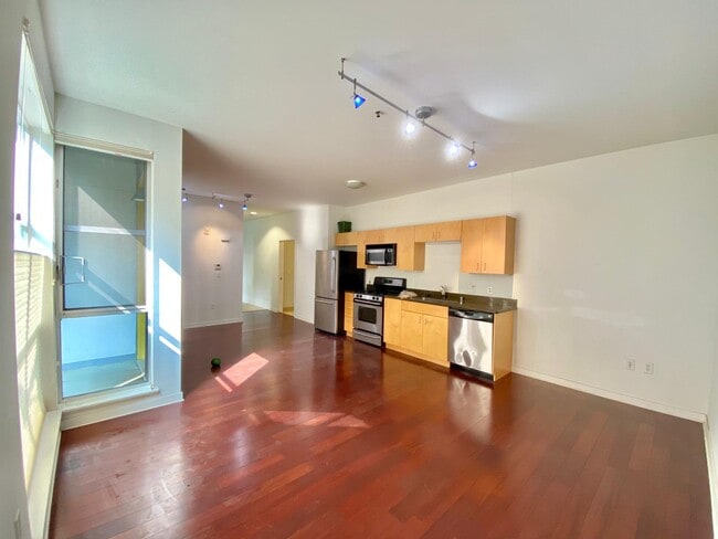 Photo - 1007 41st St Unit 415
