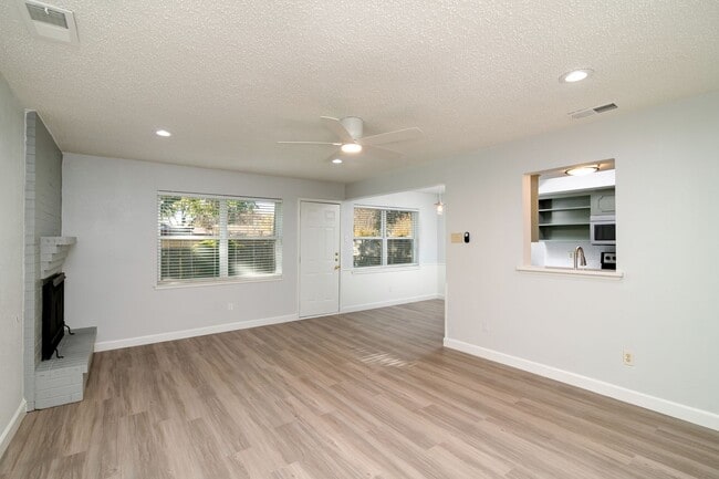 Photo - *Parkview Estates*