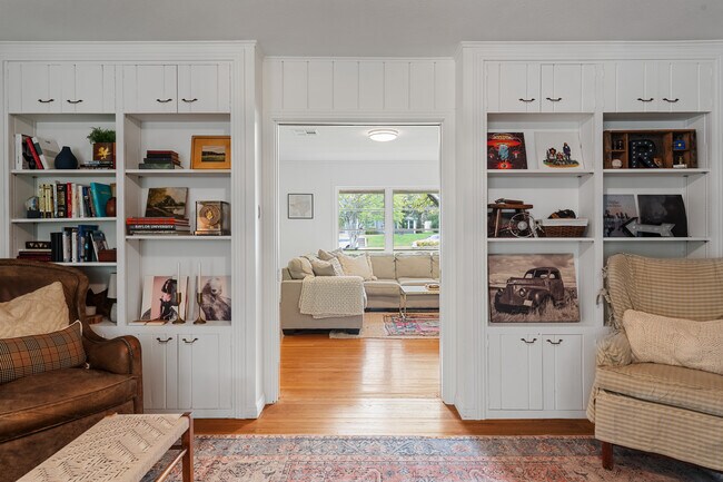 Photo - 3228 Colcord Ave