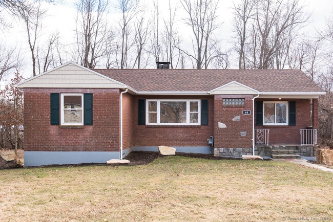 Building Photo - 68 Parsonage St