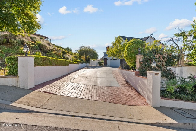 Photo - 4515 Poe Ave