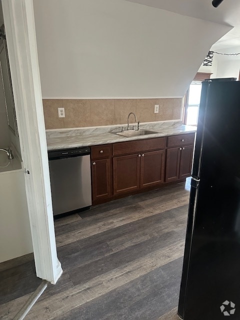 Building Photo - 133 Delaware Ave Unit 3 Rental