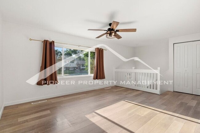 Photo - 610 Catalina Dr