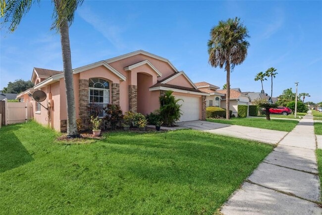 Photo - 2732 Cahill Way